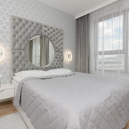 Cosy Apartment On Wola Goleszowska By Noclegi Renters Varsóvia Exterior foto
